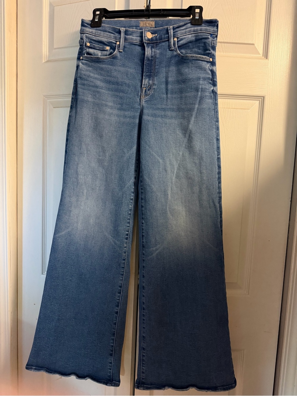 MOTHER The twister skimp size 29 I’m Swing and Miss Wide-Leg Flare Jeans